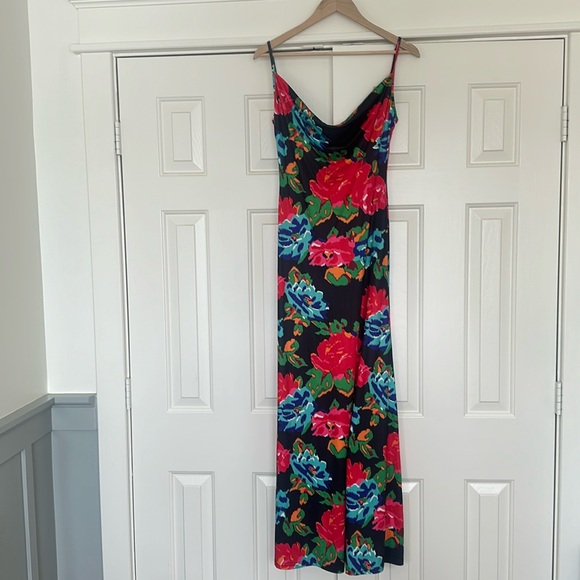 NWT ‼️ VINTAGE STYLE FLORAL PRINTED COWL NECK SLIP MAXI DRESS / Small - Picture 2 of 6